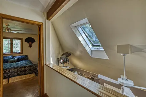 16 Apple Hill Road Sunapee NH 03782