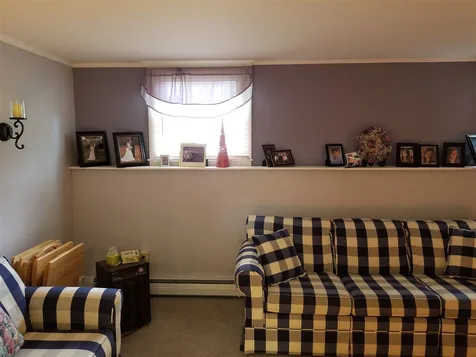 4 Harris Place Claremont NH 03743