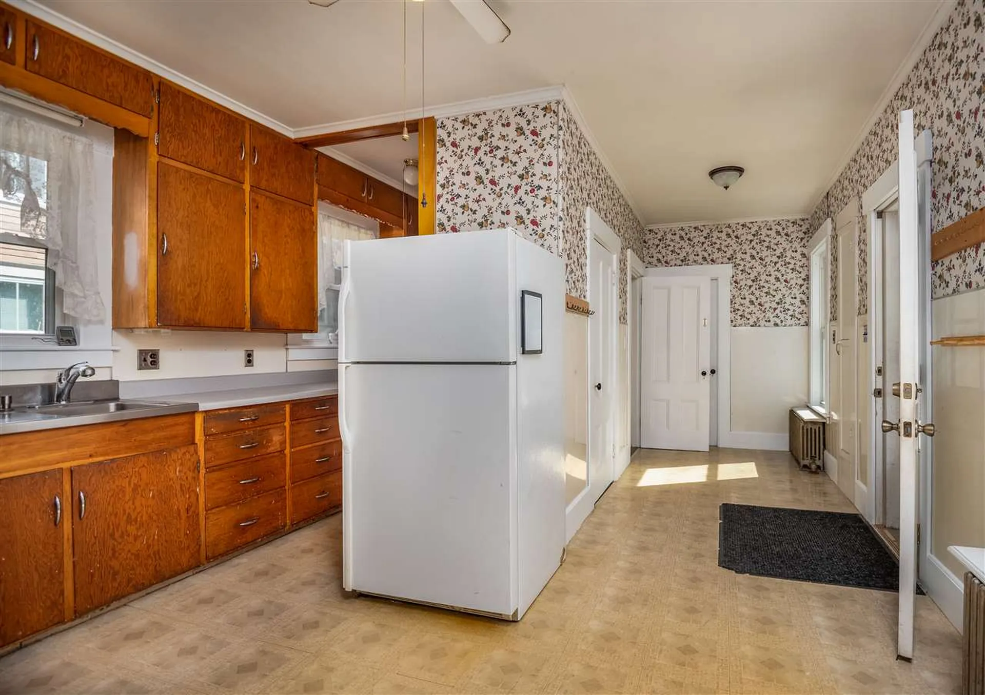 7 Central Avenue Rochester NH 03867