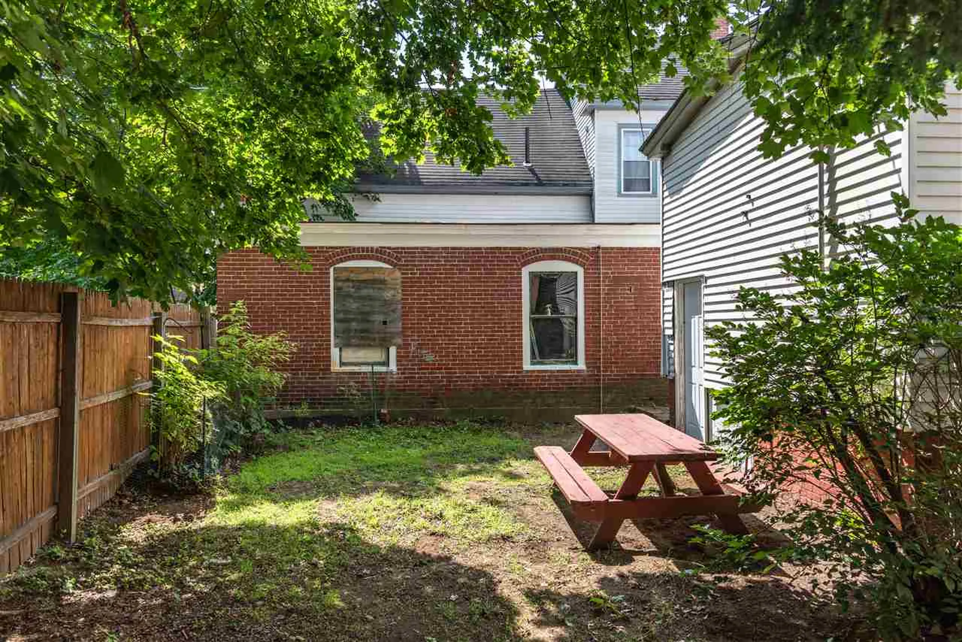 7 Central Avenue Rochester NH 03867