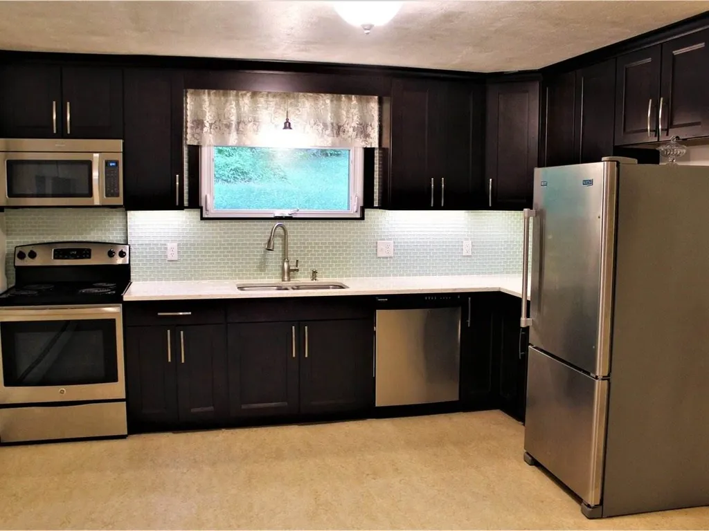 907 Halladay Road Middlebury VT 05753