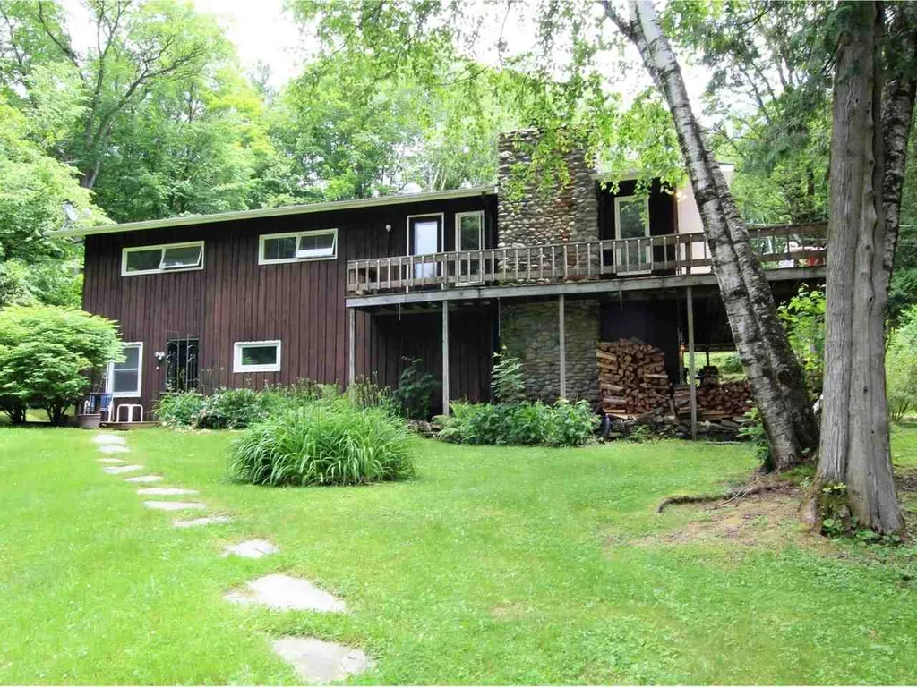 907 Halladay Road Middlebury VT 05753
