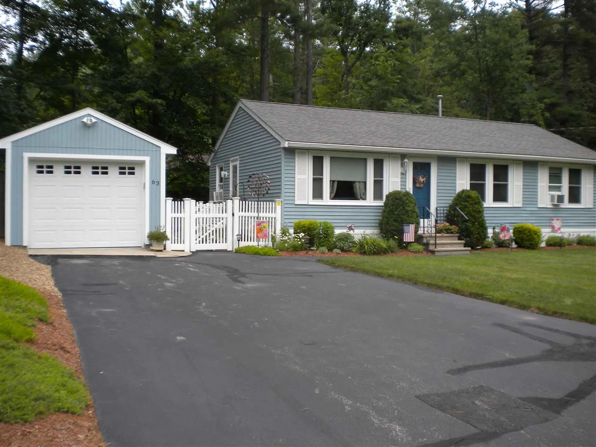63 Trestle Brook Drive Nashua NH 03062