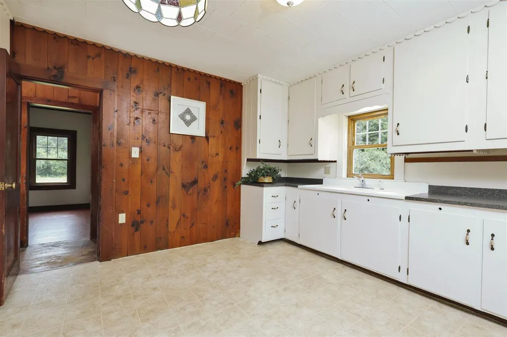 98 Martin Hill Road Epsom NH 03234
