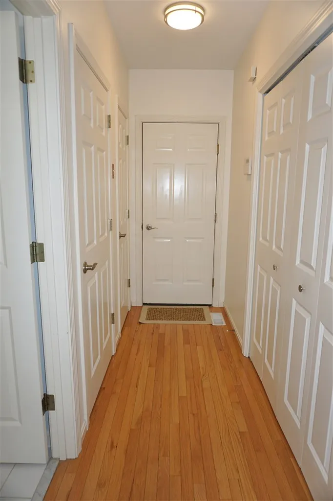 19 Privet Hedge Lane Bedford NH 03110