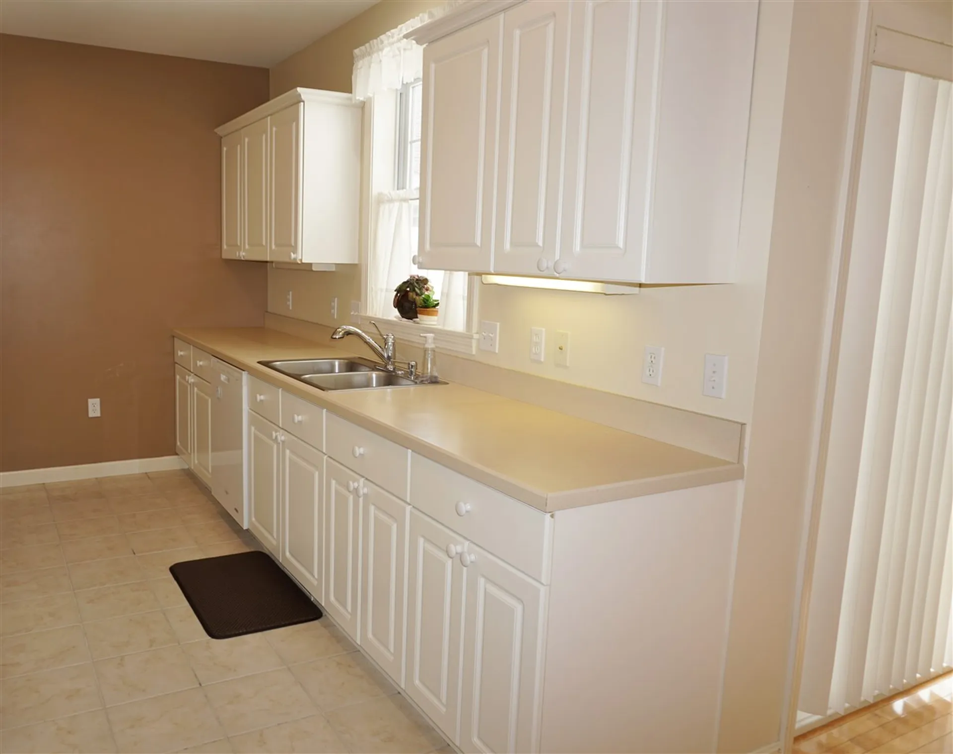 19 Privet Hedge Lane Bedford NH 03110