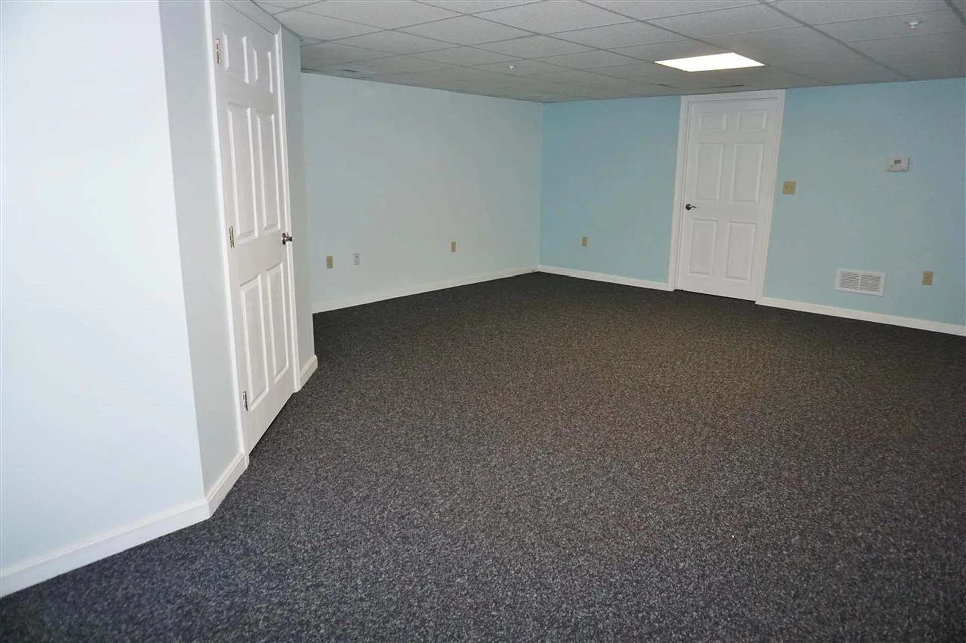 19 Privet Hedge Lane Bedford NH 03110