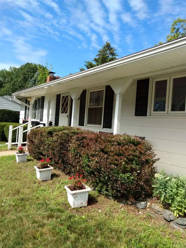 20 South Hill Drive Essex VT 05452
