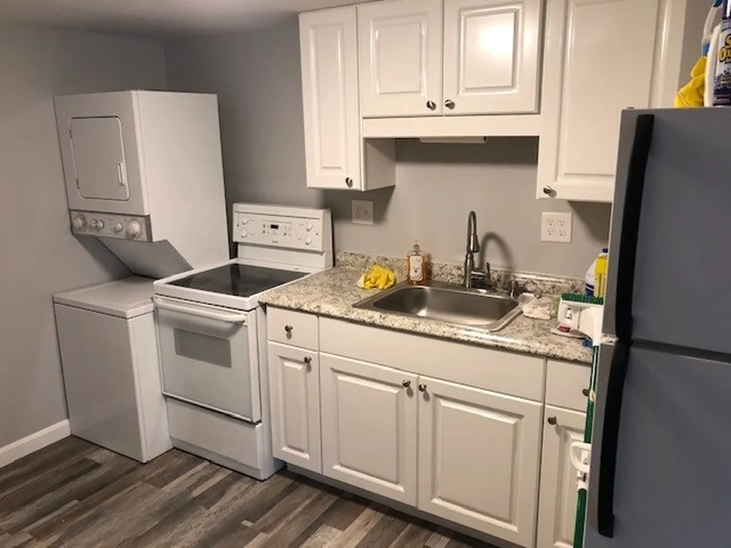 10 Orchard Terrace Salem NH 03087
