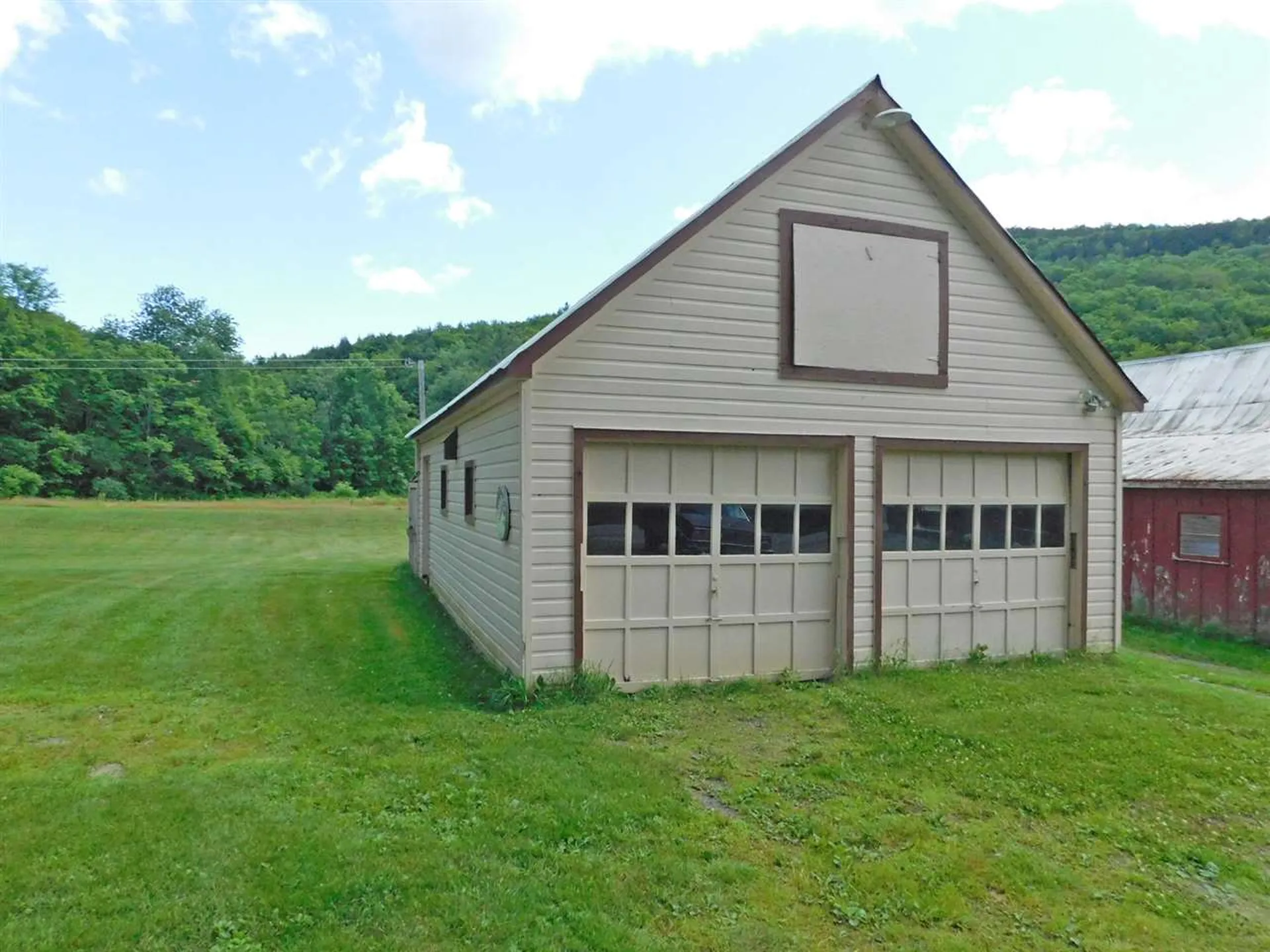 5392 Vt Route 100 Granville VT 05747