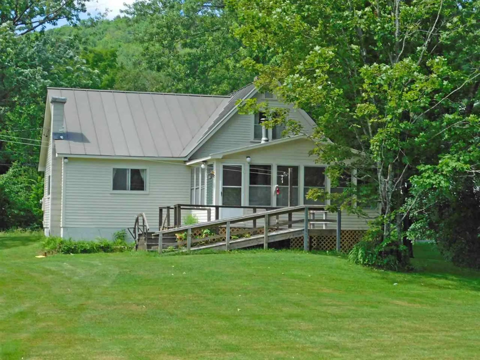 5392 Vt Route 100 Granville VT 05747