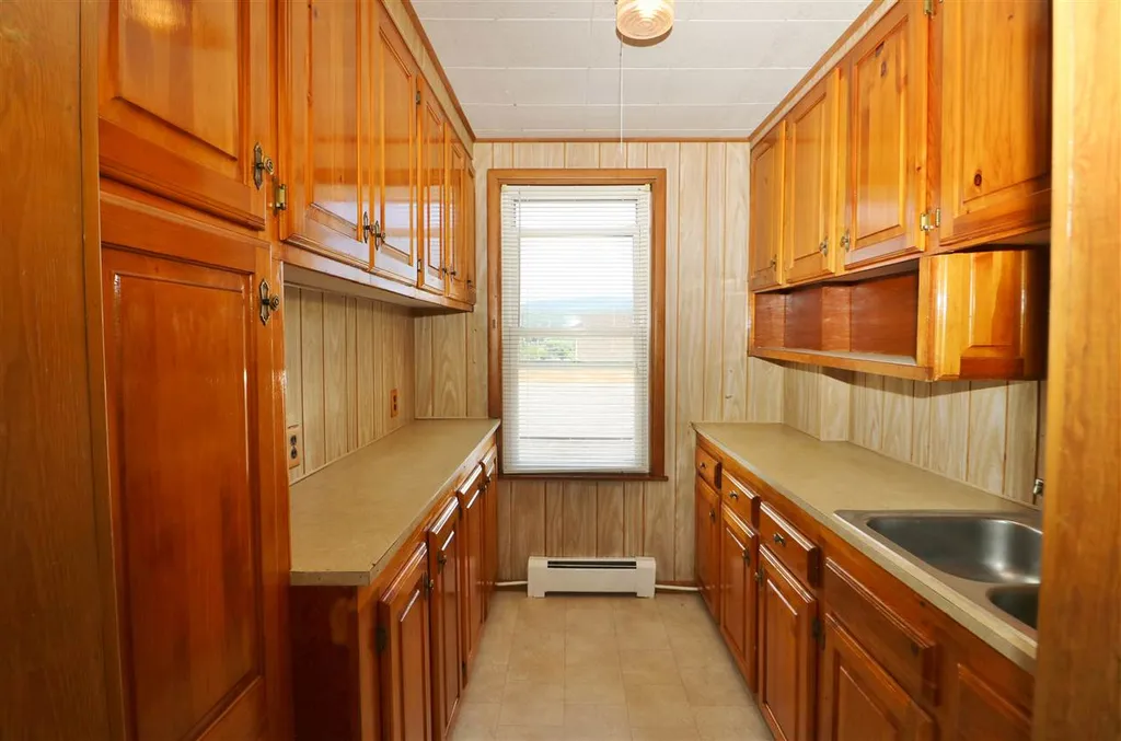 820 3rd Avenue Berlin NH 03570