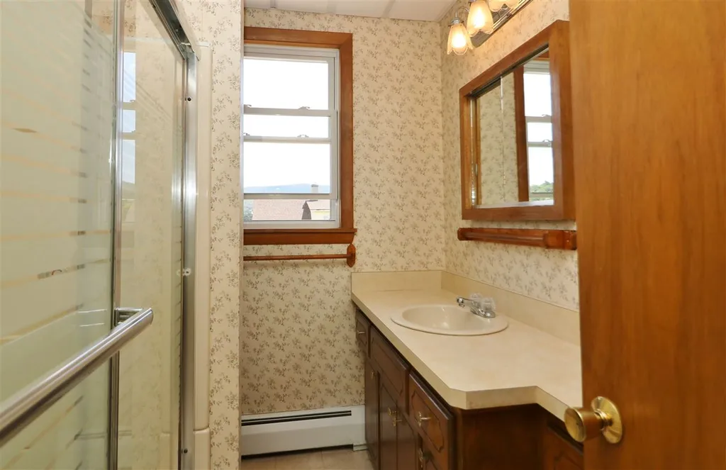 820 3rd Avenue Berlin NH 03570