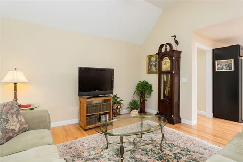 1 Pearson Place Kittery ME 03904