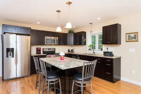 1 Pearson Place Kittery ME 03904