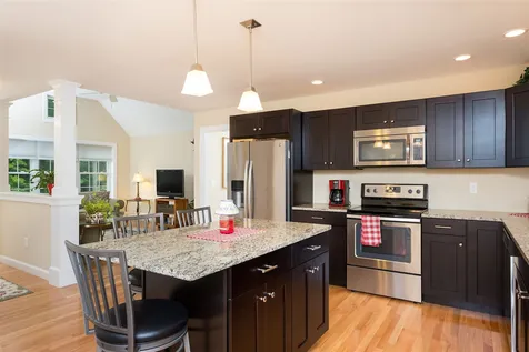 1 Pearson Place Kittery ME 03904