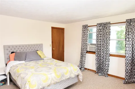 7b Hedgerow Drive Hudson NH 03051