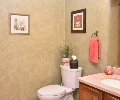 7b Hedgerow Drive Hudson NH 03051