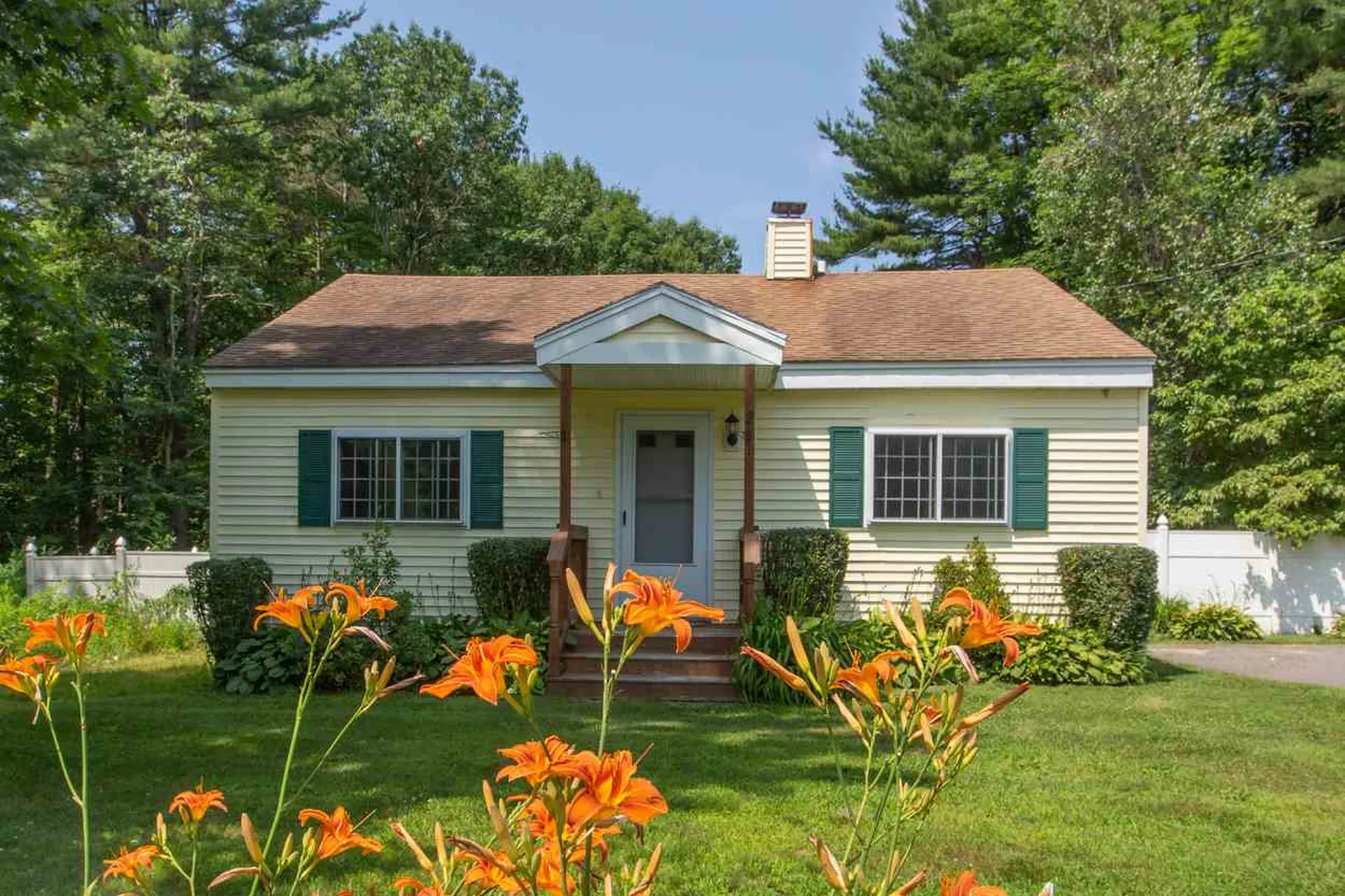 2 Kimball Road Londonderry NH 03053