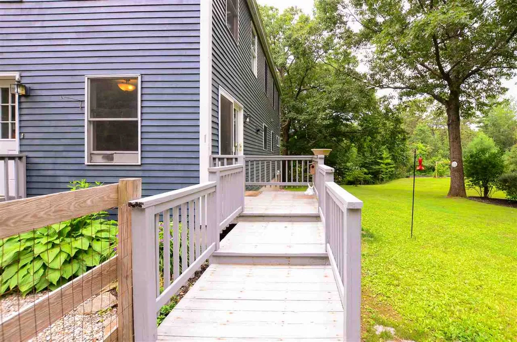 21 Fitch Road Madbury NH 03823