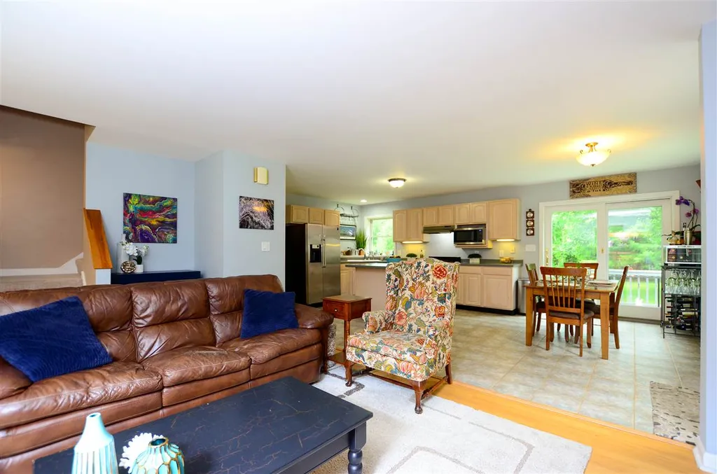 21 Fitch Road Madbury NH 03823