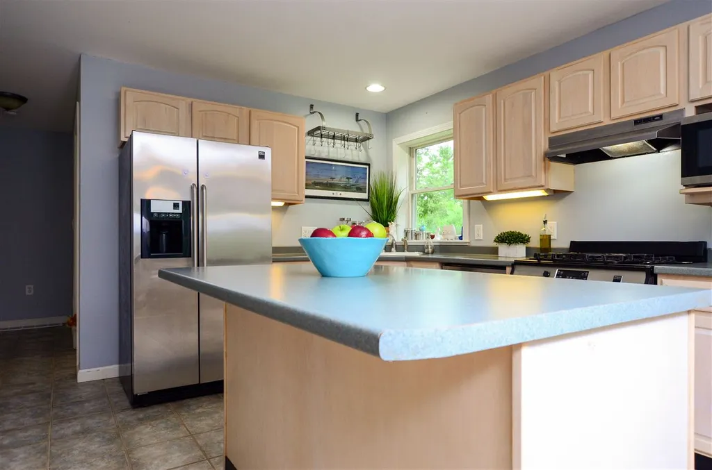 21 Fitch Road Madbury NH 03823
