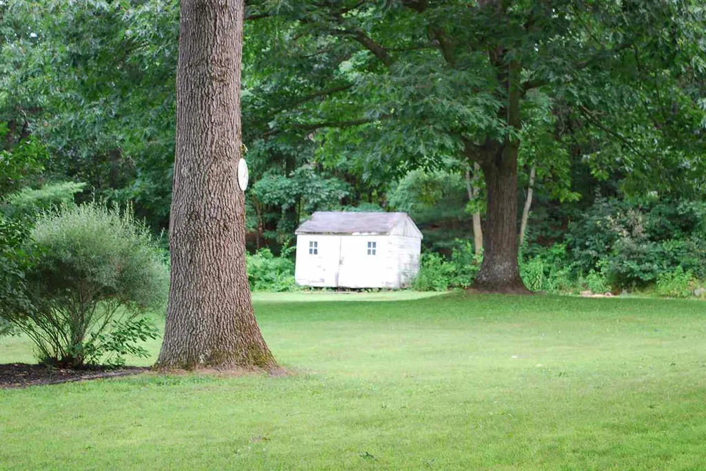 21 Fitch Road Madbury NH 03823