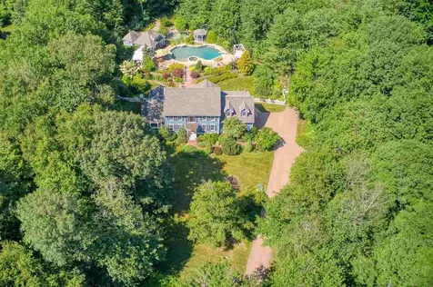53 Newfane Road Bedford NH 03110
