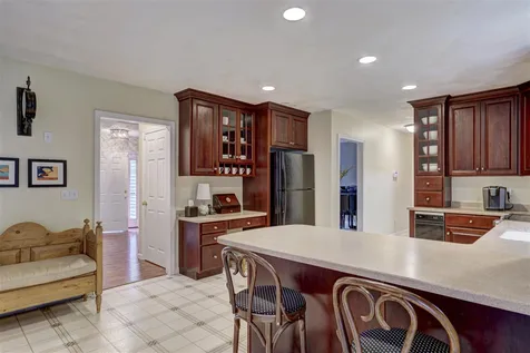 4 Bancroft Street Windham NH 03087