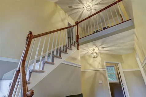 4 Bancroft Street Windham NH 03087