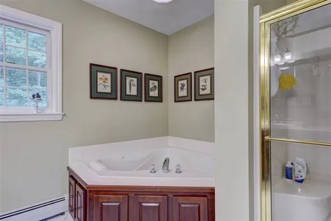 4 Bancroft Street Windham NH 03087