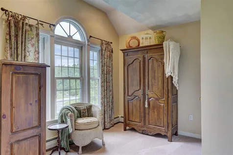 4 Bancroft Street Windham NH 03087