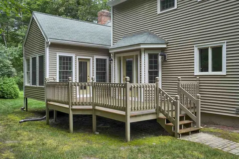 4 Bancroft Street Windham NH 03087