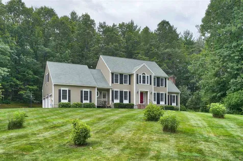 4 Bancroft Street Windham NH 03087