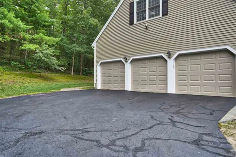 4 Bancroft Street Windham NH 03087