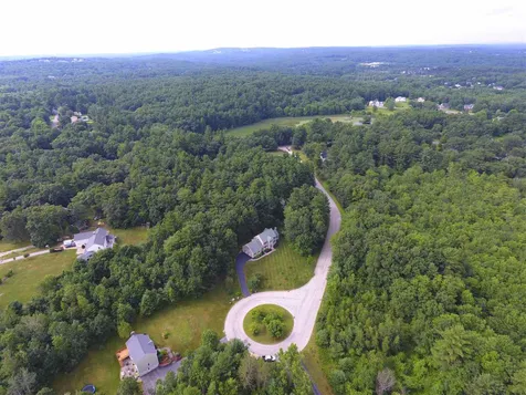 4 Bancroft Street Windham NH 03087