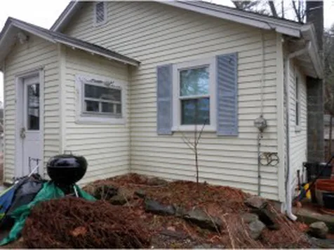 4 Oak Street Windham NH 03087