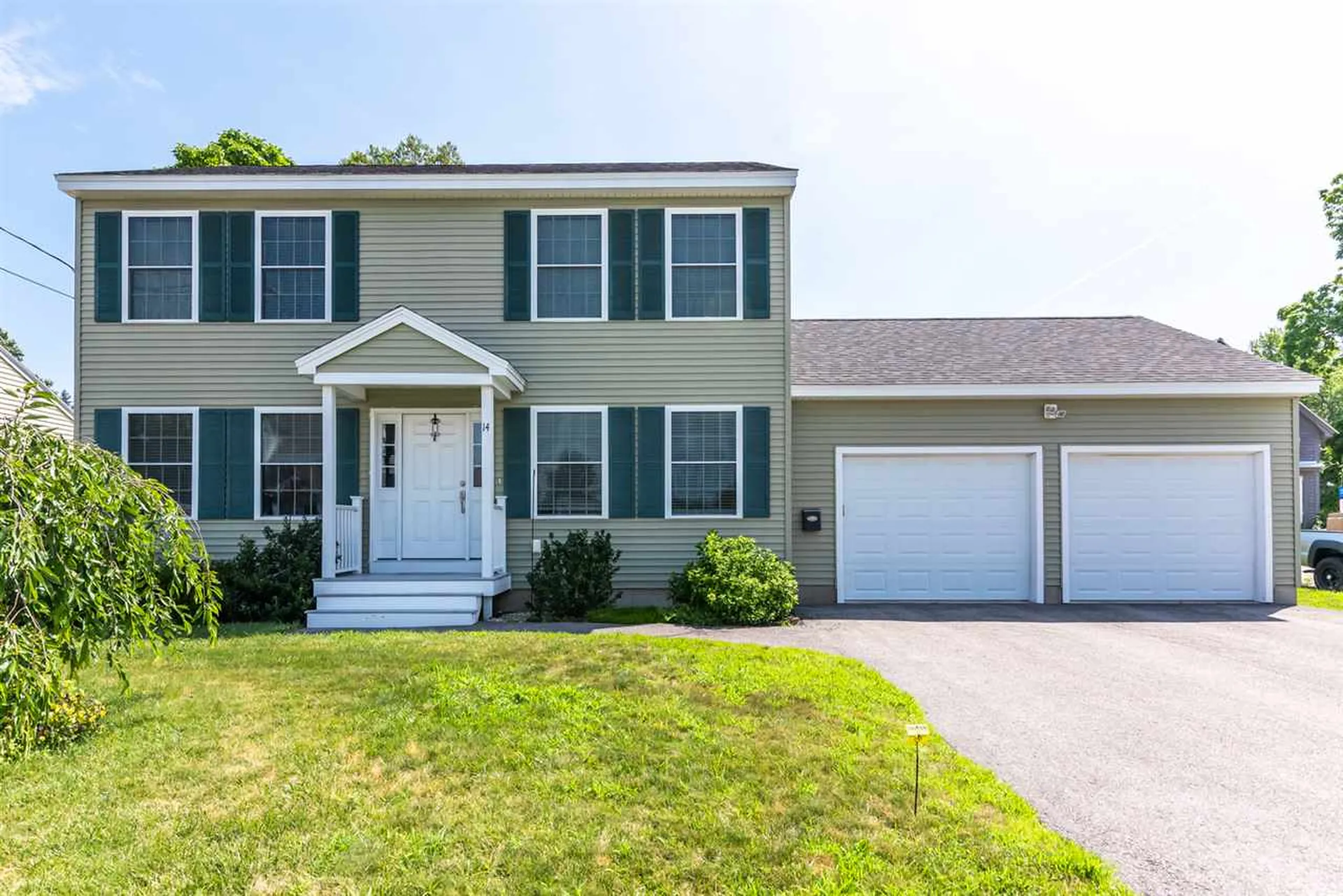 14 Barker Avenue Nashua NH 03060