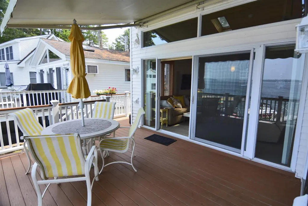 171 Dockham Shore Road Gilford NH 03249