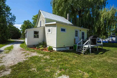 24 Moccasin Avenue Grand Isle VT 05458