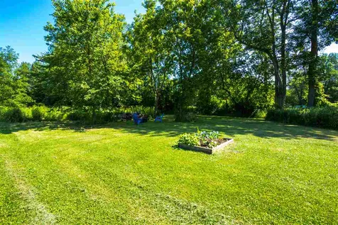 24 Moccasin Avenue Grand Isle VT 05458