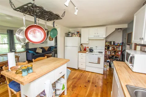 24 Moccasin Avenue Grand Isle VT 05458