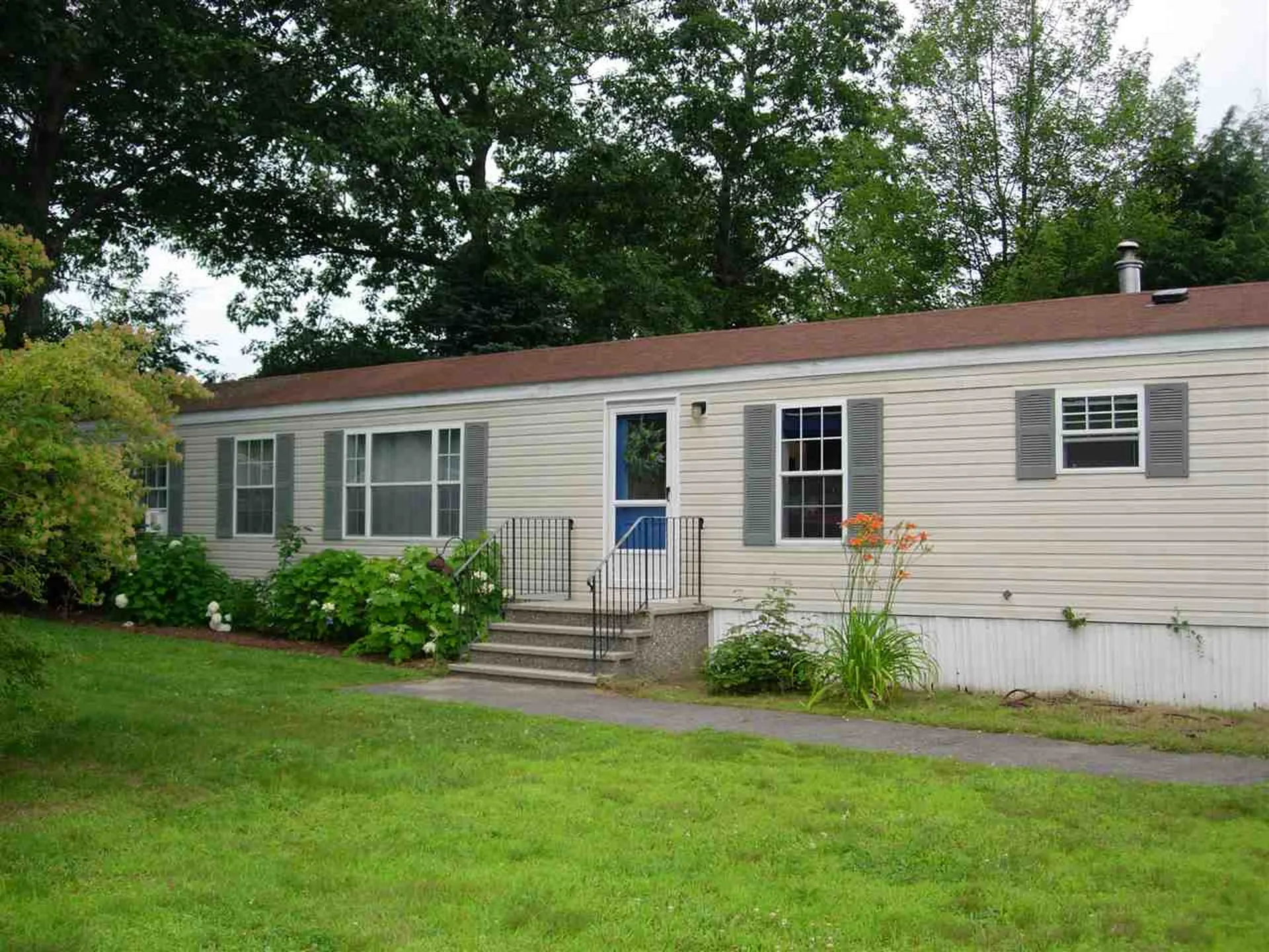 6 Easter Lane Rochester NH 03867
