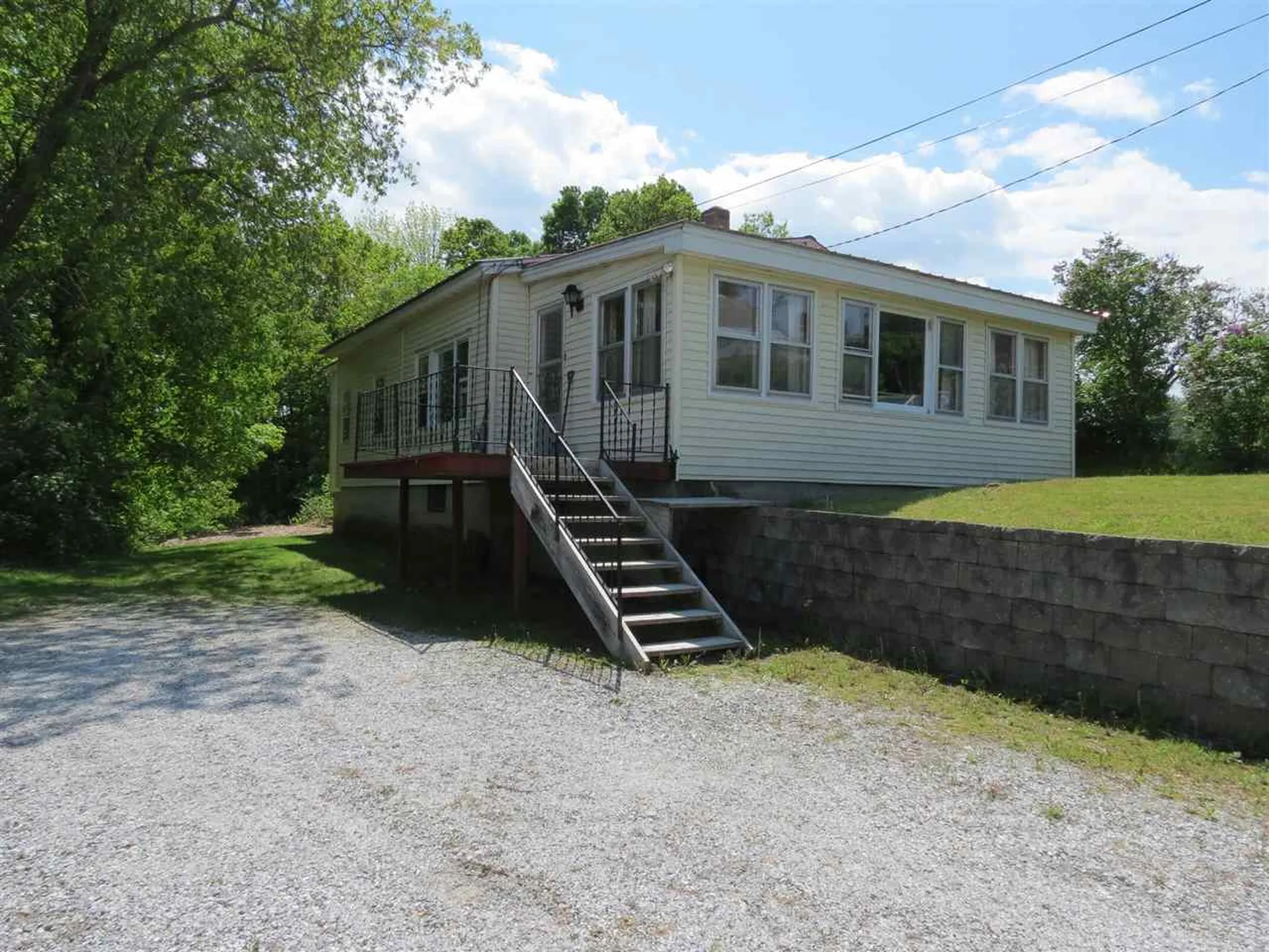 559 Arch Street Pittsford VT 05763