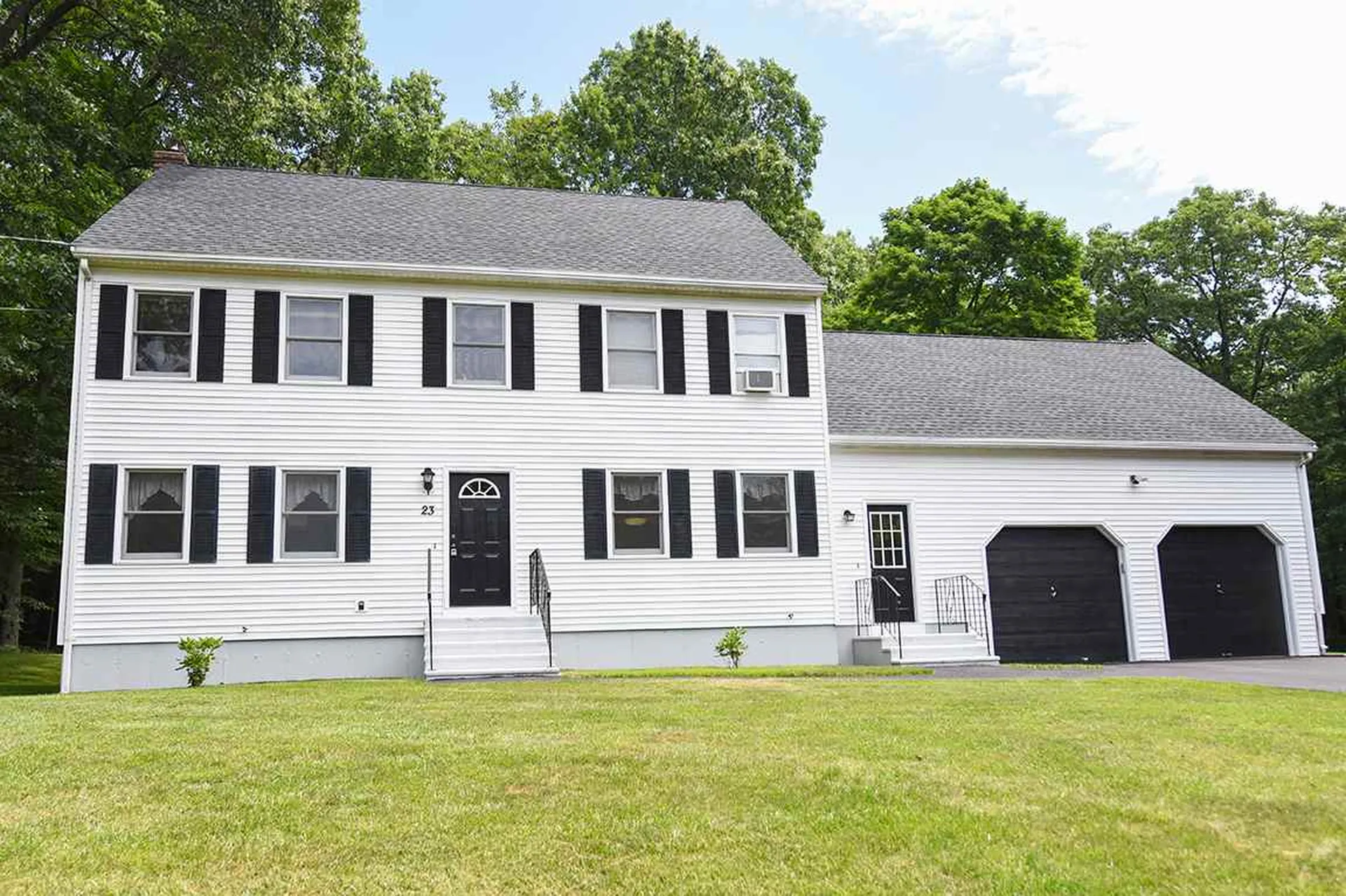 23 Kenneth Road Sandown NH 03873