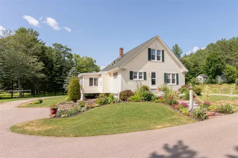 60 New Hampton Road Franklin NH 03235