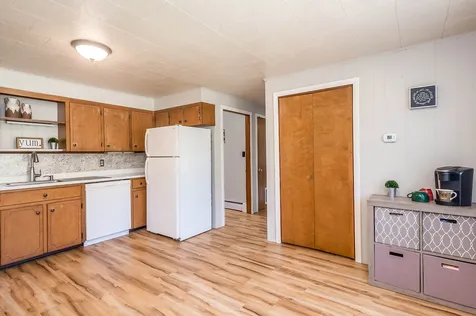15 Norway Plains Road Rochester NH 03868