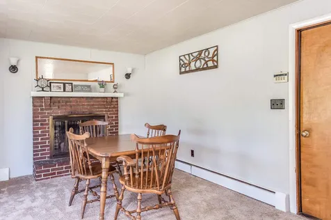15 Norway Plains Road Rochester NH 03868