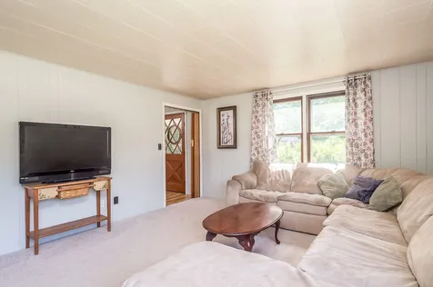 15 Norway Plains Road Rochester NH 03868
