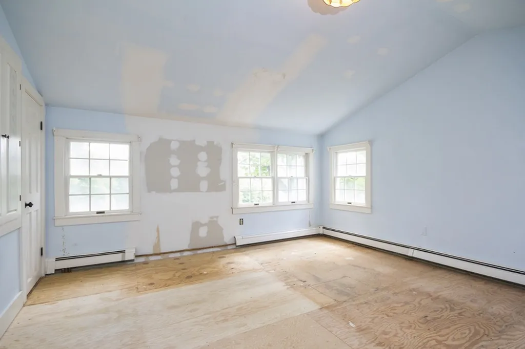 685 Dodge Hill Road Francestown NH 03043